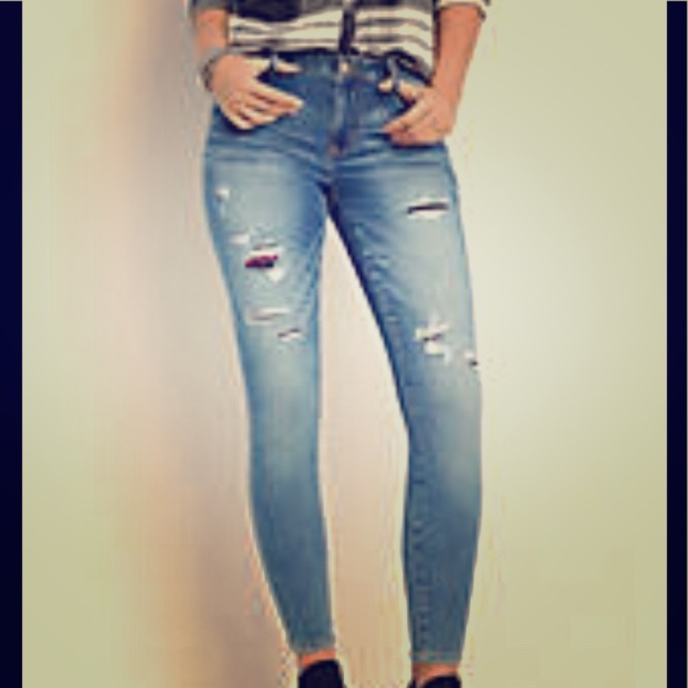 DenimFlex🔺highrise🔺plaidback Distressed Jeggings
